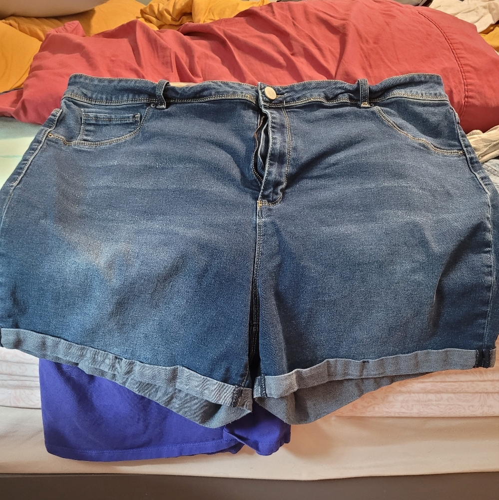 22w plus Jean shorts.